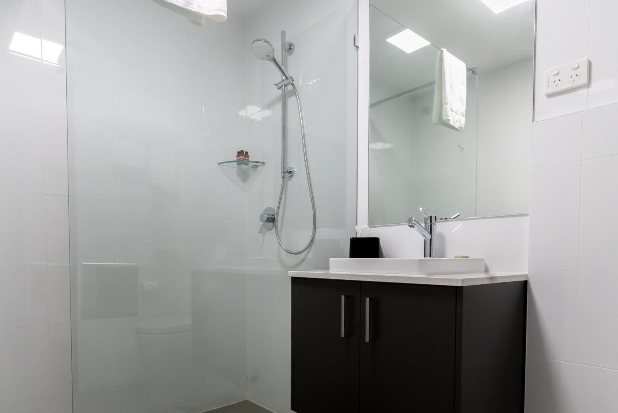 Coniston Hotel Wollongong Quarto foto
